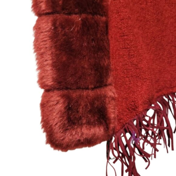 Red Winter Scarf - Picture 4 of 4